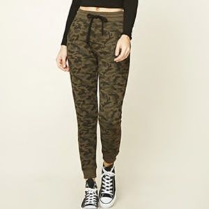 Camo sweatpants